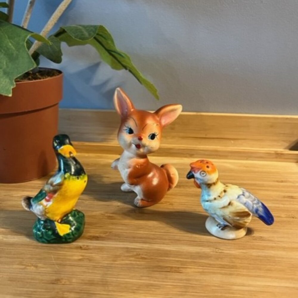 Lot of 3 single salt pepper shakers Made in Japan duck parrot bunny *READ*